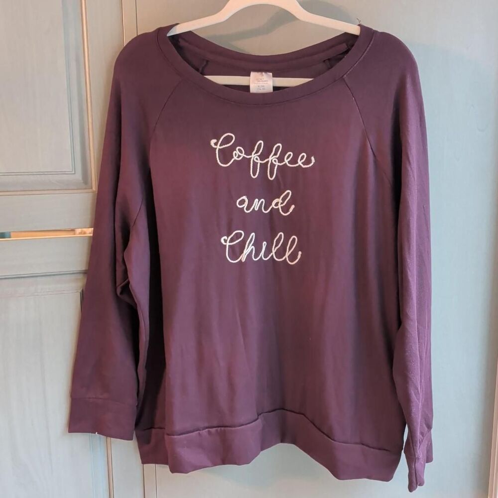 Secret Treasures XL purple “Coffee and Chill” top white embroidered